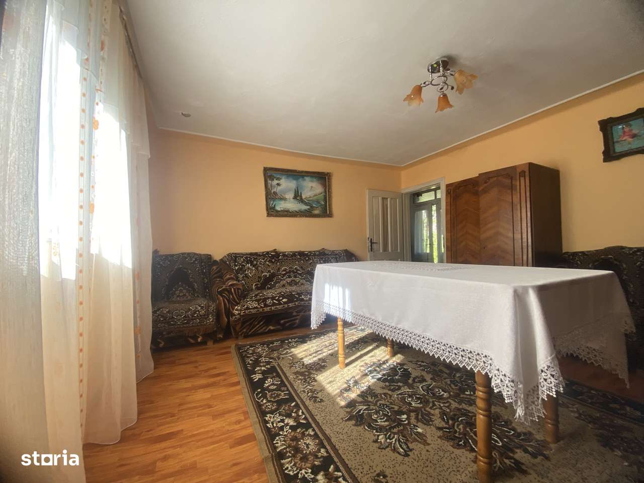 De vanzare: casa in inima unei superbe zone de deal, Valeni-Dambovita-6