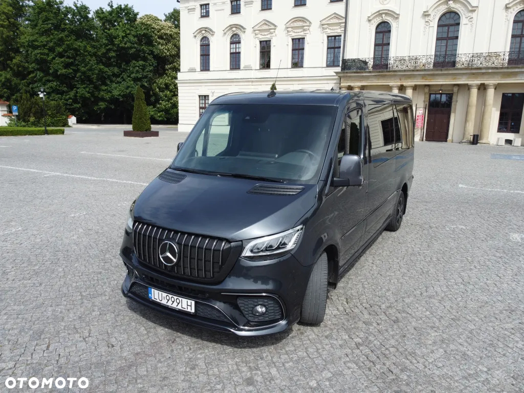 Mercedes-Benz SPRINTER TOURER 319 CDI AMG - 2