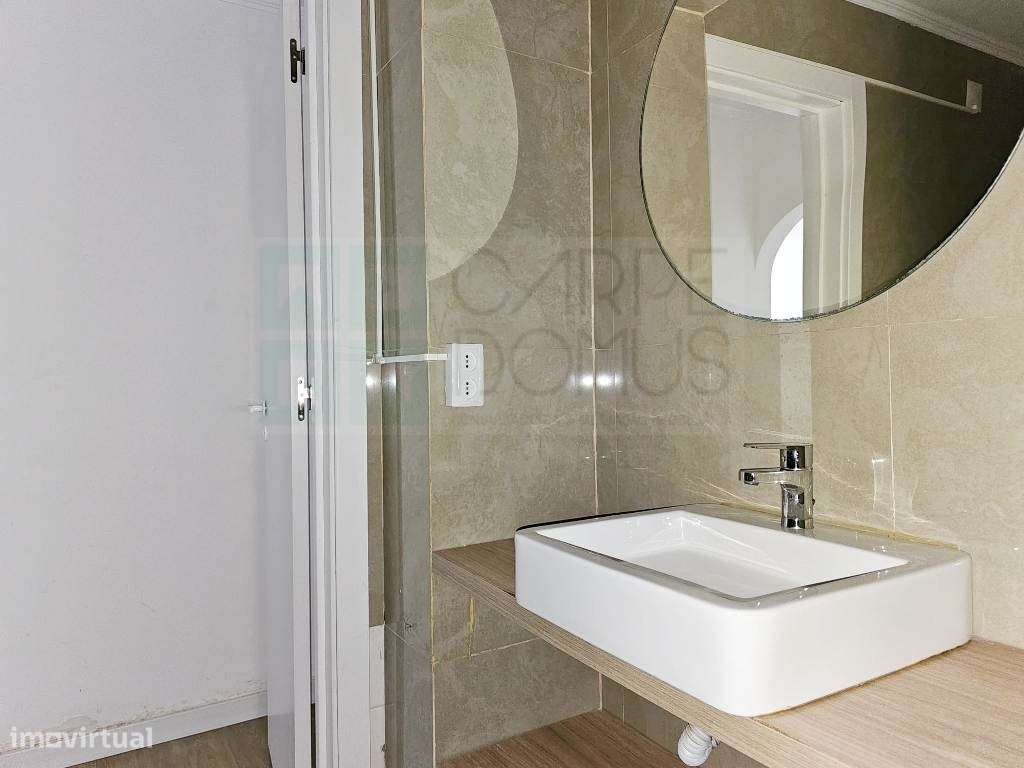 Espaçoso apartamento T3 na Ramada, Odivelas-14