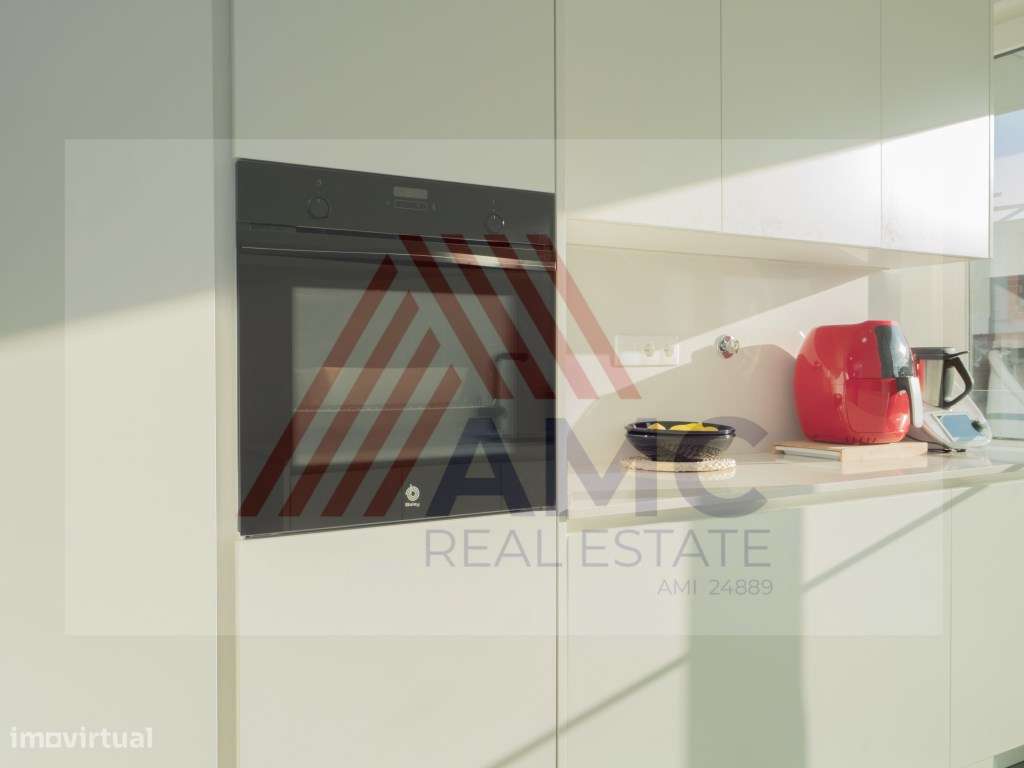 VENDE-SE MORADIA T3 NOVA COM PISCINA PRIVATIVA E GARAGEM-32