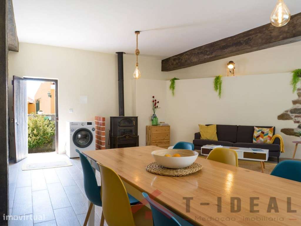 Moradia Renovada Perto Praias-12