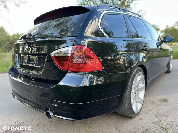 BMW Seria 3 335d DPF Touring - 14