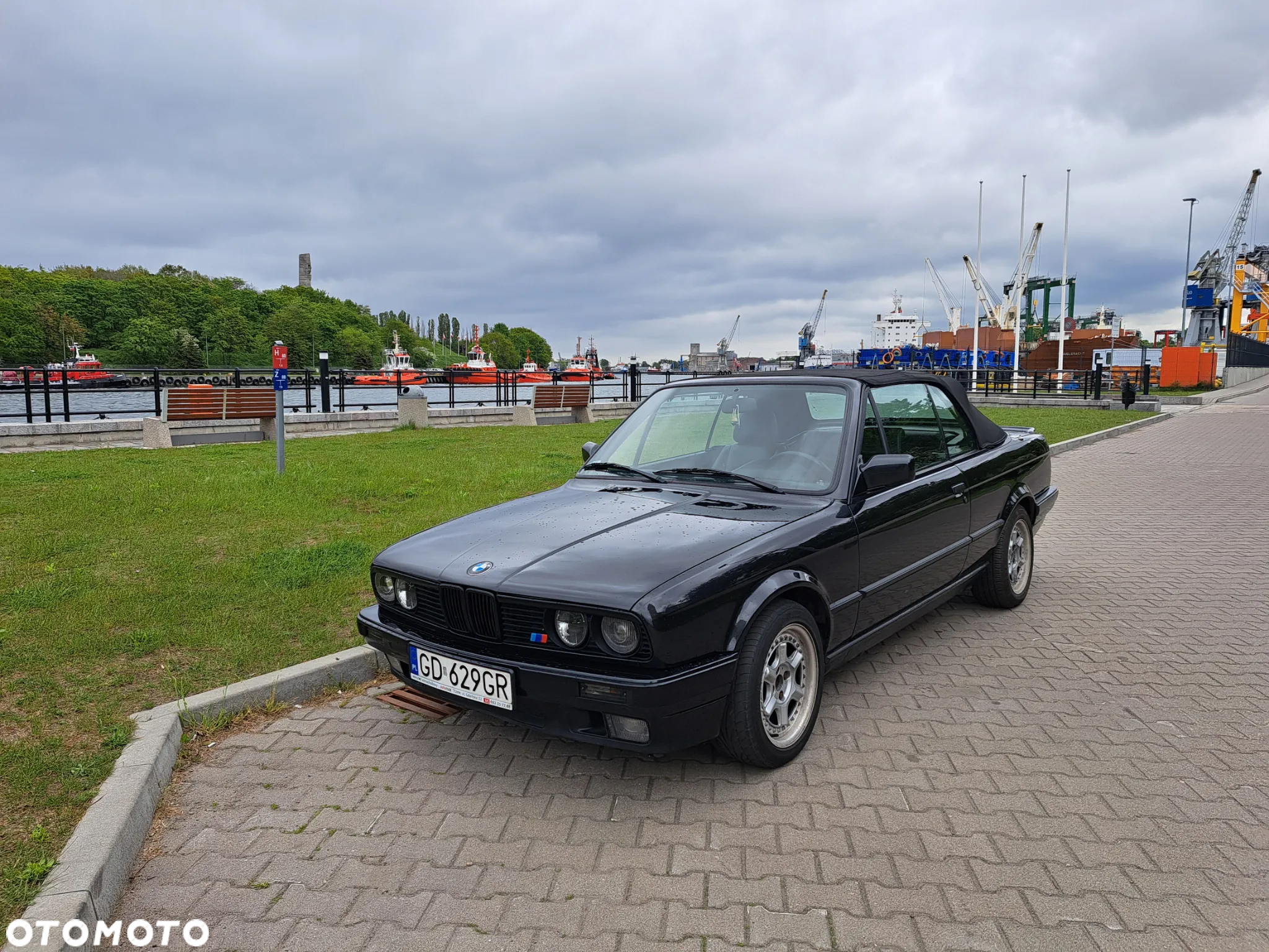 BMW Seria 3 318i - 2