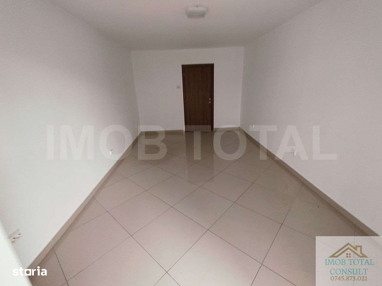 Spatiu central Pitesti, zona BCR, comision 0% - Imagine principală: 5/12