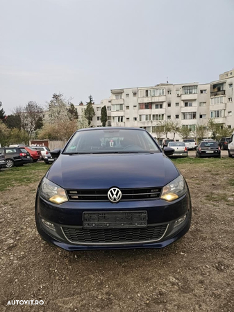 Volkswagen Polo - 2