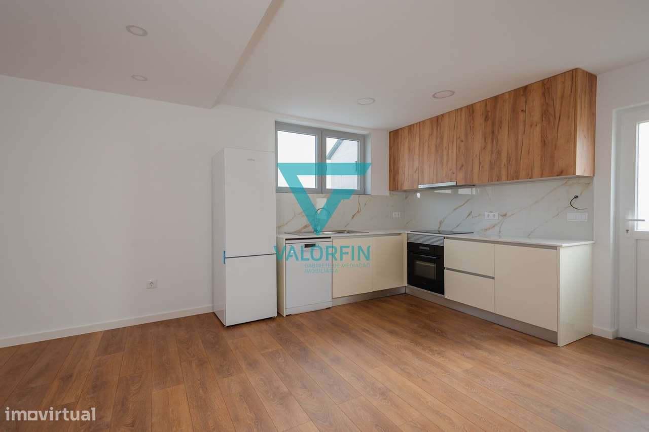 APARTAMENTO T1 +1 Remodelado - Casal de Matos - Leiria - Grande imagem: 3/15