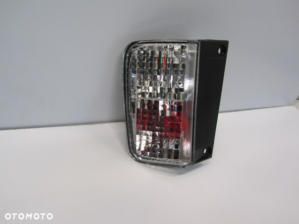 renault trafic -vivaro II lampa tylna lewa - 1