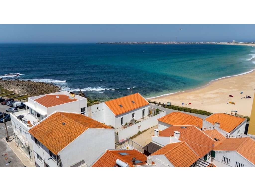 Oportunidade Única na Primeira Linha de Mar - Praia da Consolação - Grande imagem: 2/33