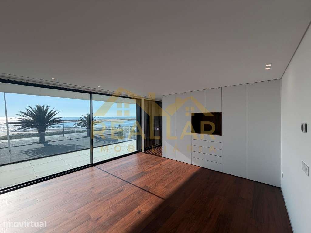 Villas Rio & Mar: Moradias T4 Exclusivas na Primeira Linha de Espos...-19