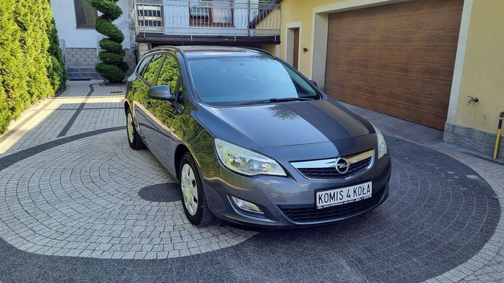 Opel Astra J (2009-2019) 2010