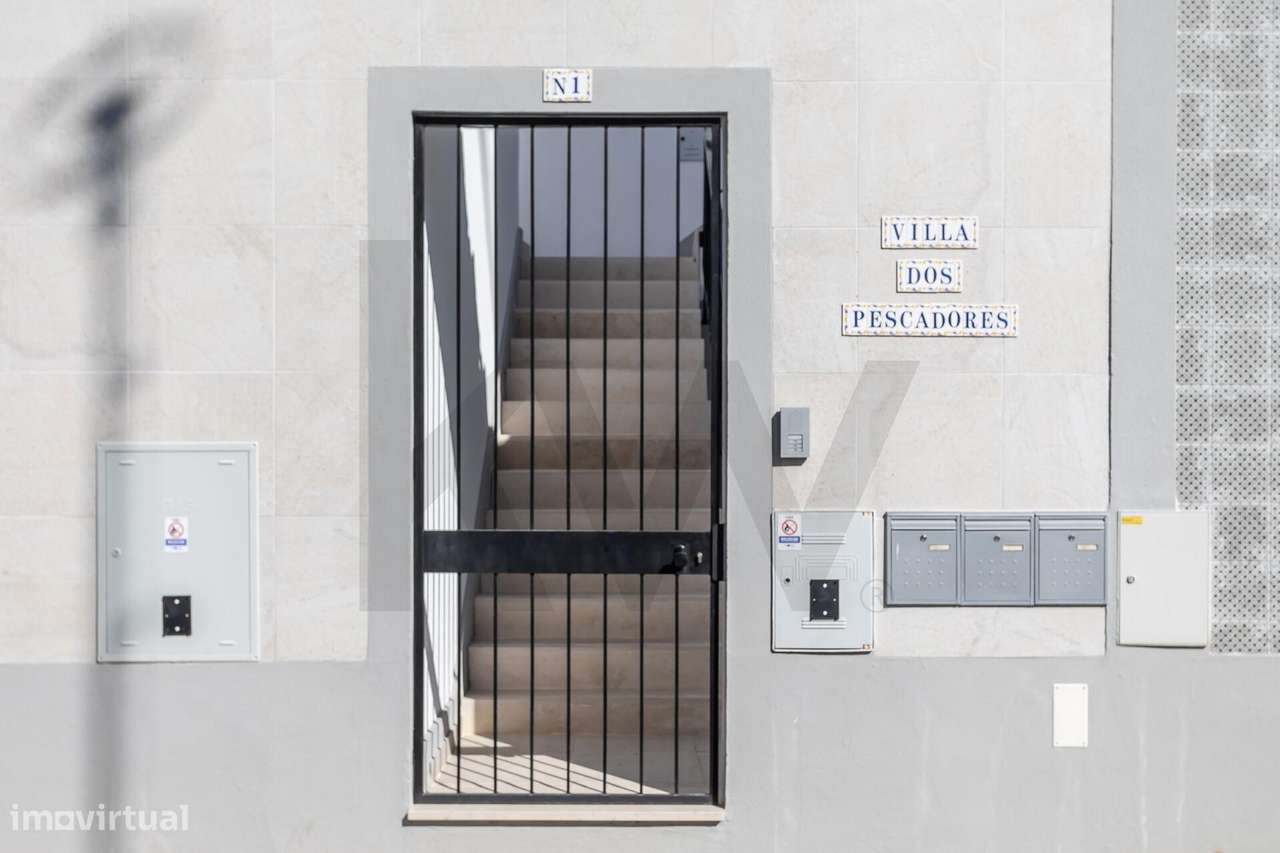 Apartamento com 1 suite, mais 2 quartos e wc, sala e cozinha equipada, - Grande imagem: 3/47