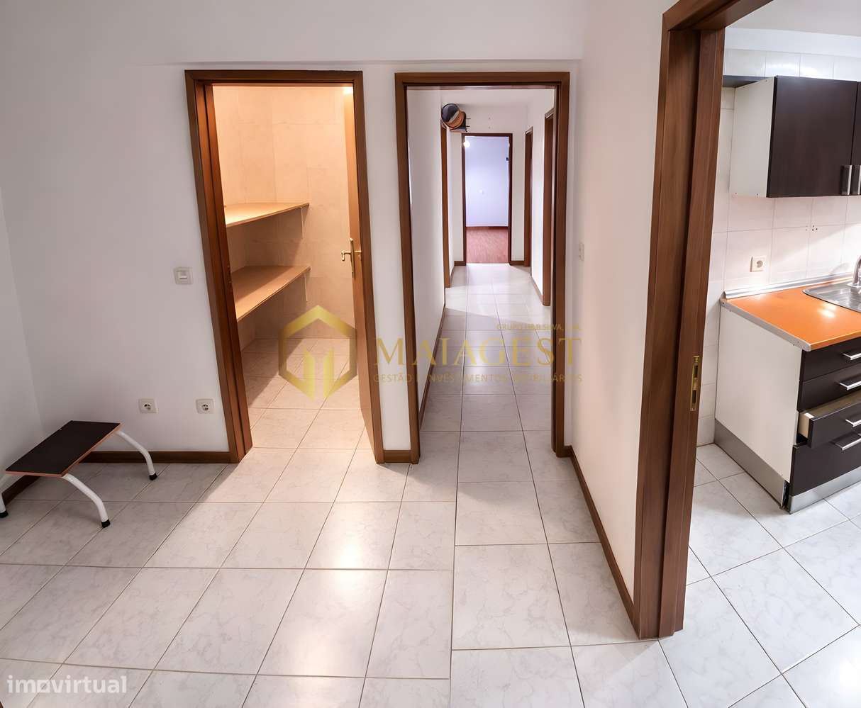 T3 Totalmente Remodelado com Garagem em Baguim do Monte - Grande imagem: 5/22