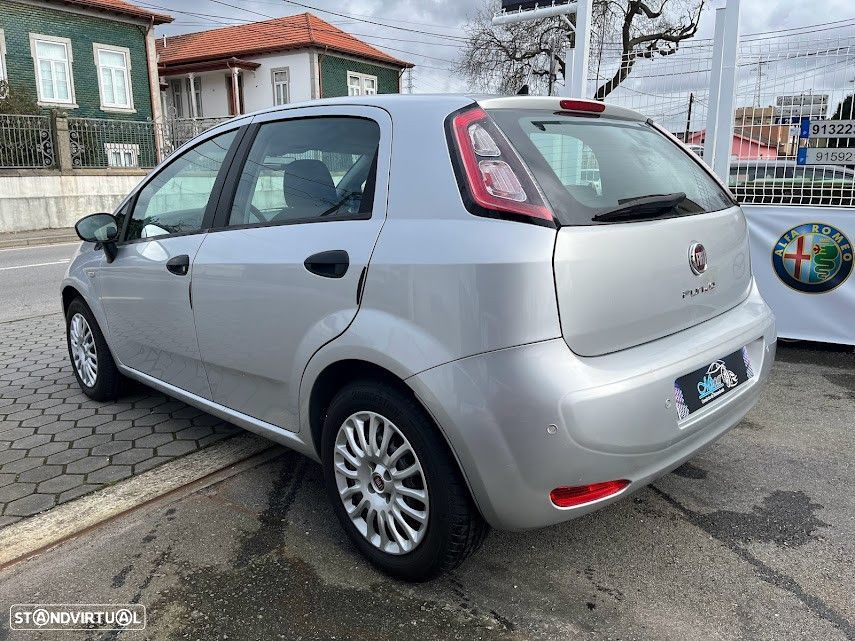 Fiat Punto 1.2 Lounge S&S - 6