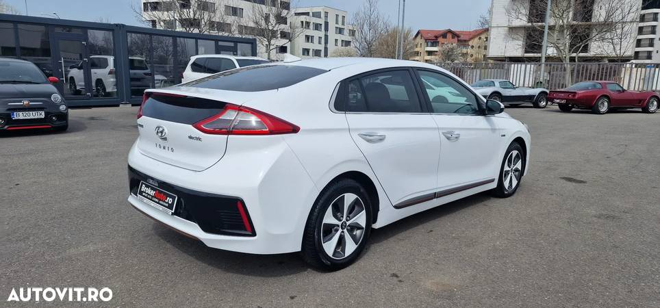 Hyundai IONIQ - 6