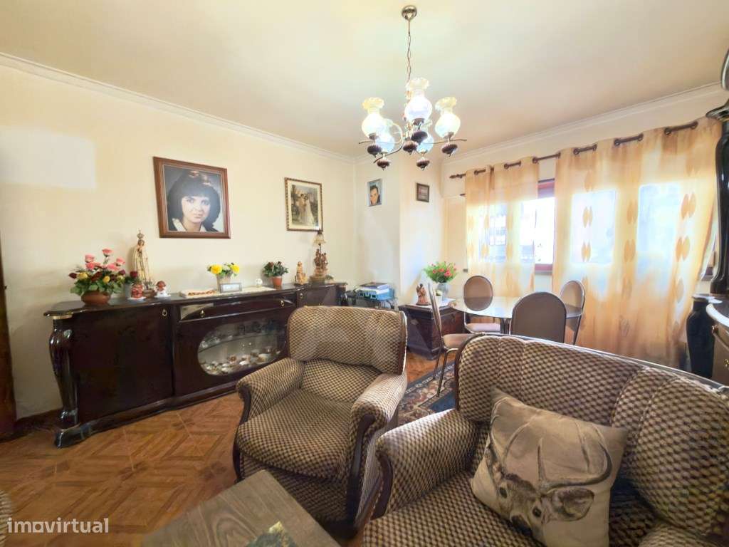 Apartamento T2 em Cascais com luz natural e excelentes acessos para...-3