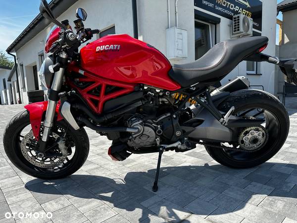 Ducati Monster - 11