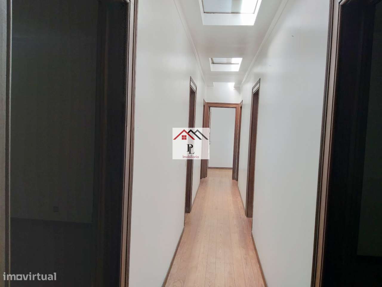 Moradia  T10 com Piscina e Logradouro (V823JB)-25