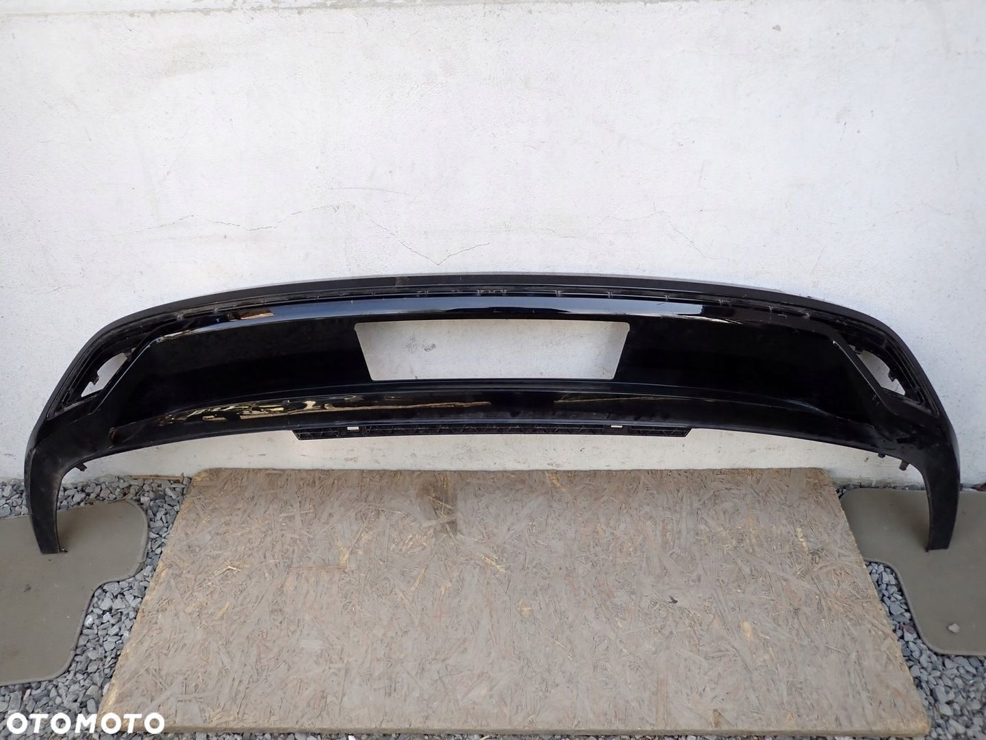 SPOILER ZDERZAKA TYLNEGO VW TOURAN 5TA 5T1 R LINE 2015- 5TA807568B - 1