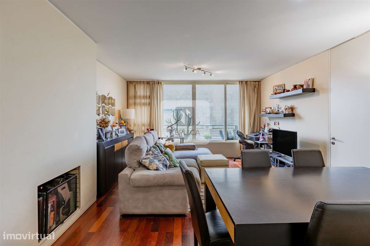 Apartamento T2 no Alto da Boa Nova, Leça da Palmeira-2