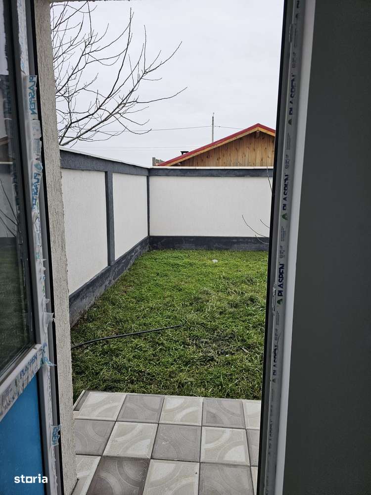 CASA 5 CAMERE - LUMINA-15