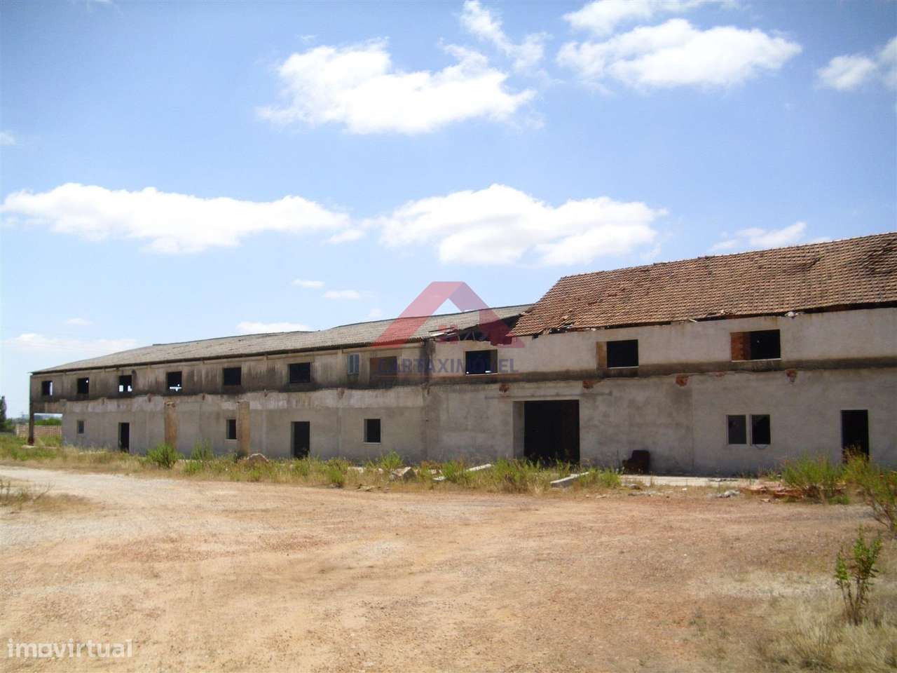 Armazém  Venda em Póvoa da Isenta,Santarém - Grande imagem: 2/5