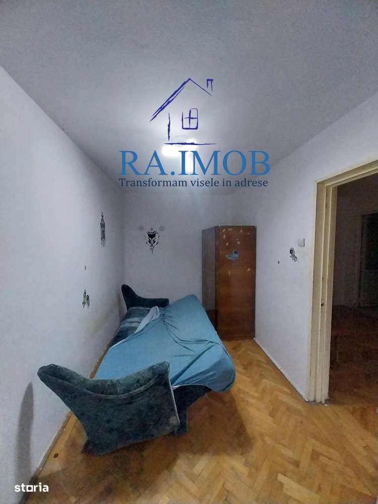 Apartament 2 camere,  3/4 - Vest - Erou Moldoveanu Marian - 34000 euro-2
