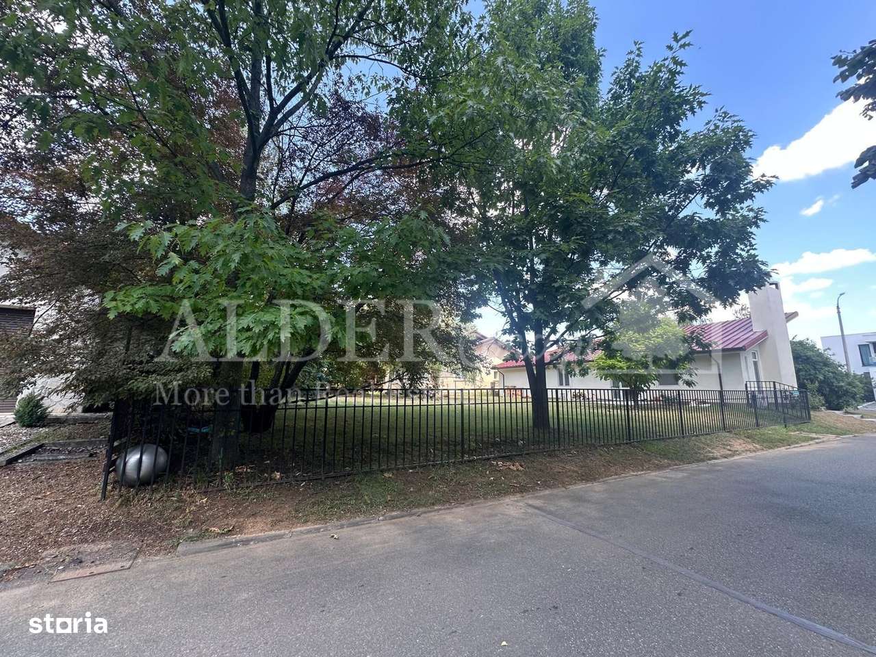 CORBEANCA, PARADISUL VERDE, VILA PE PARTER, 835 MP TEREN! - Imagine principală: 1/20