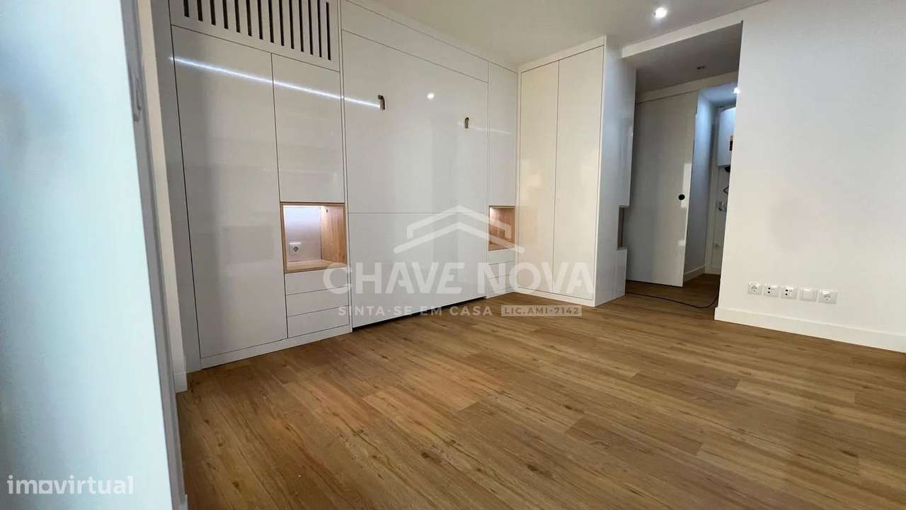 T0 Novo c/ Varanda - Studios City On-3