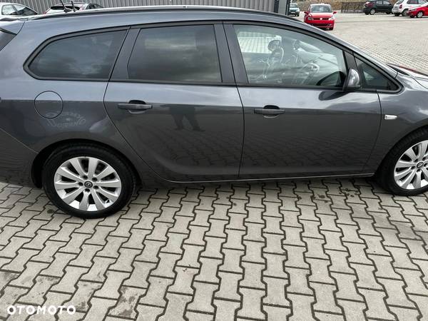 Opel Astra - 13