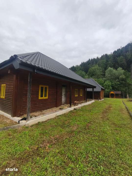 Casa de vacanta , zona Soarecului , Marginea - Imagine principală: 2/19