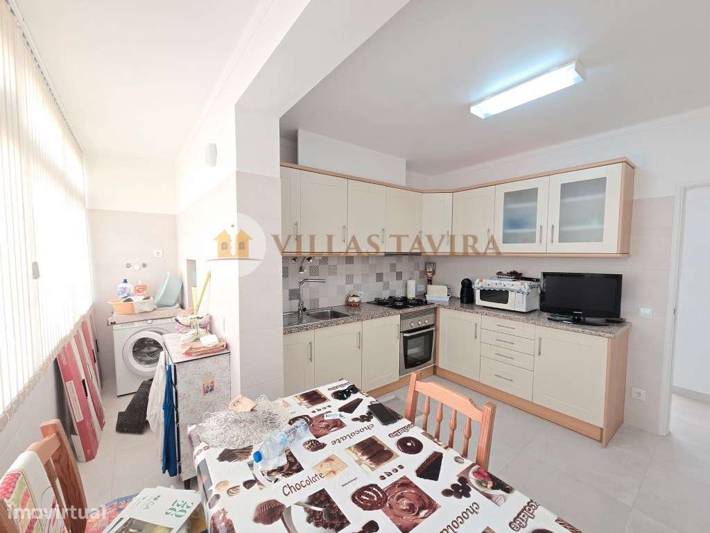 Apartamento T3 no centro de Portimão com vista Rio Arade e cave com...-9