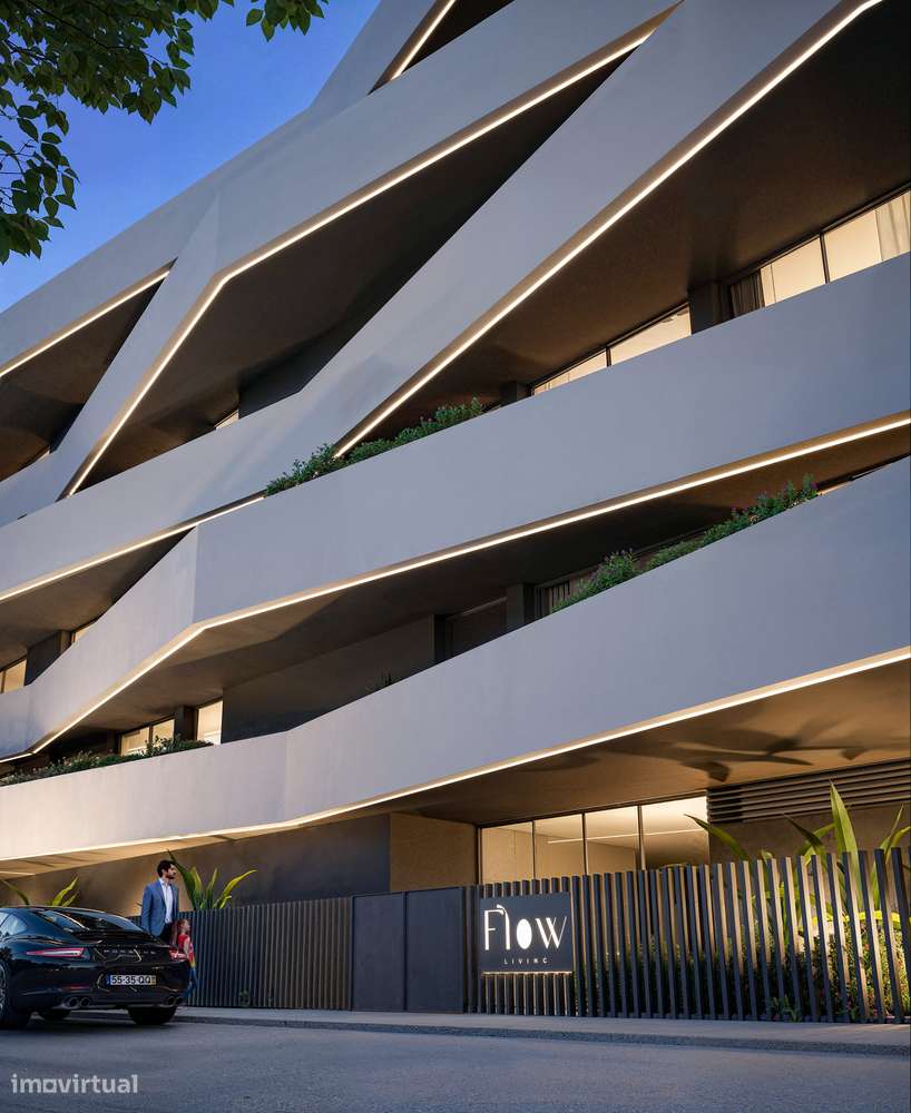 Apartamento T2 | Condomínio c/jardim e piscina | 2Lgs de Garagem-5