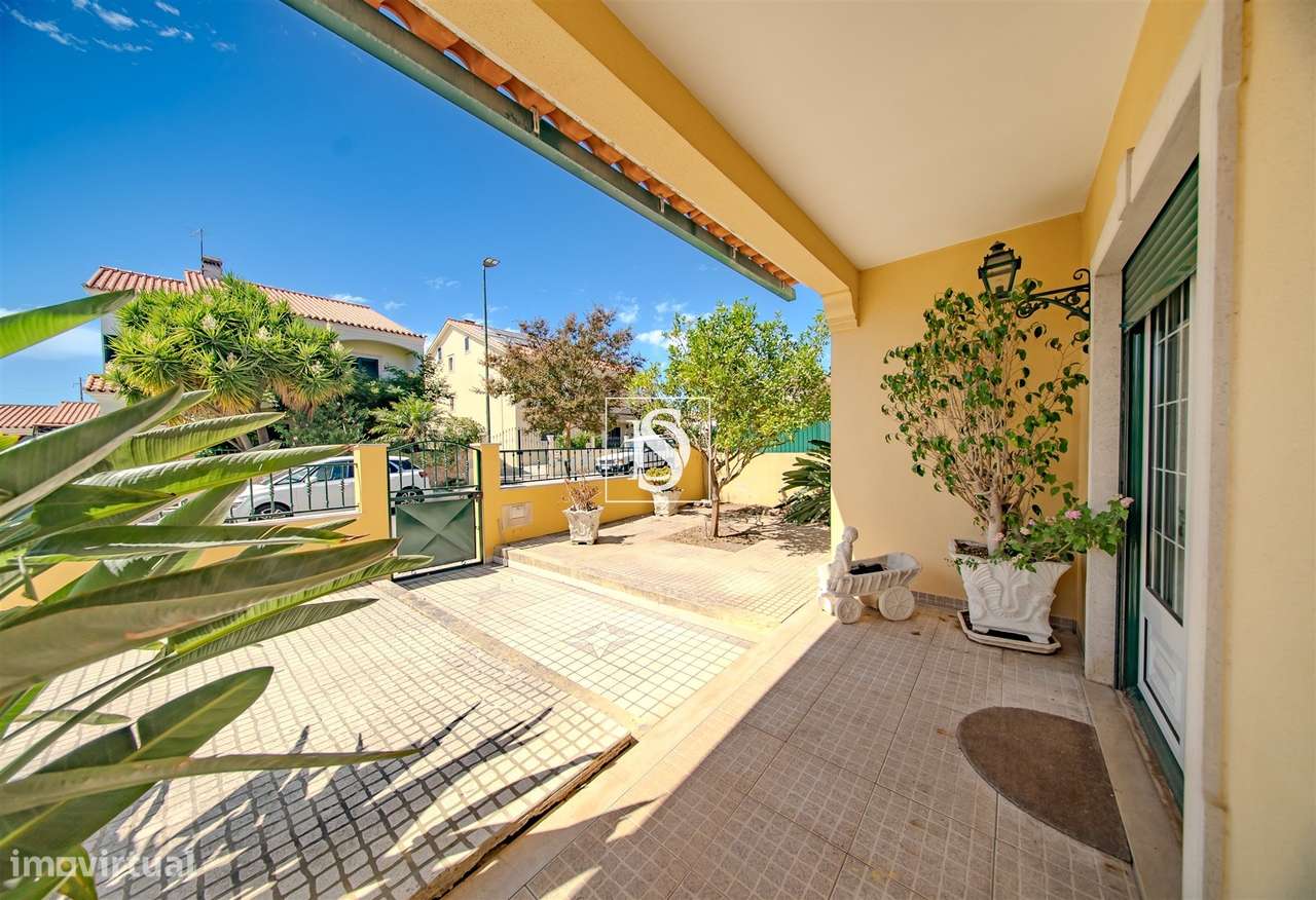 Moradia T4 - Entroncamento-36