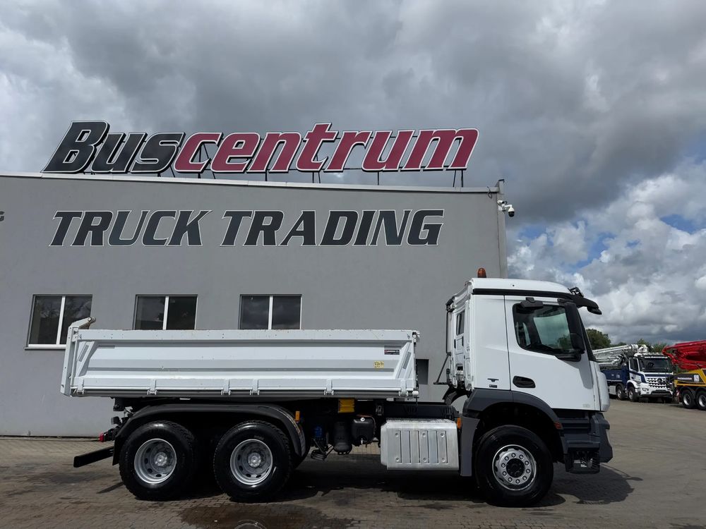 Mercedes-Benz Arocs 2014