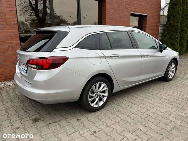 Opel Astra 1.2 Turbo Start/Stop Sports Tourer Edition - 4