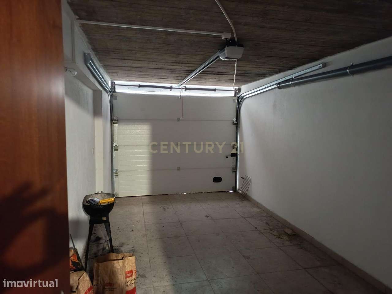 Garagem em Nossa Senhora de Fátima, Entroncamento - Grande imagem: 4/6