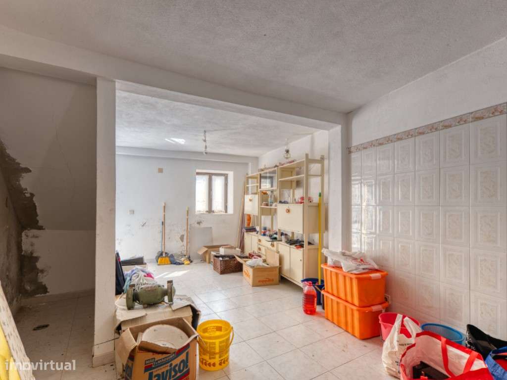 Conjunto de Cinco Imóveis urbanos com Terreno para venda em Caratão...-20