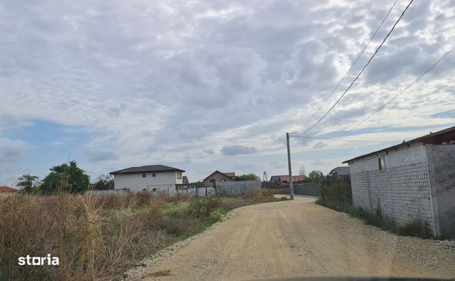 Vand teren in Lazu lot de casa-5