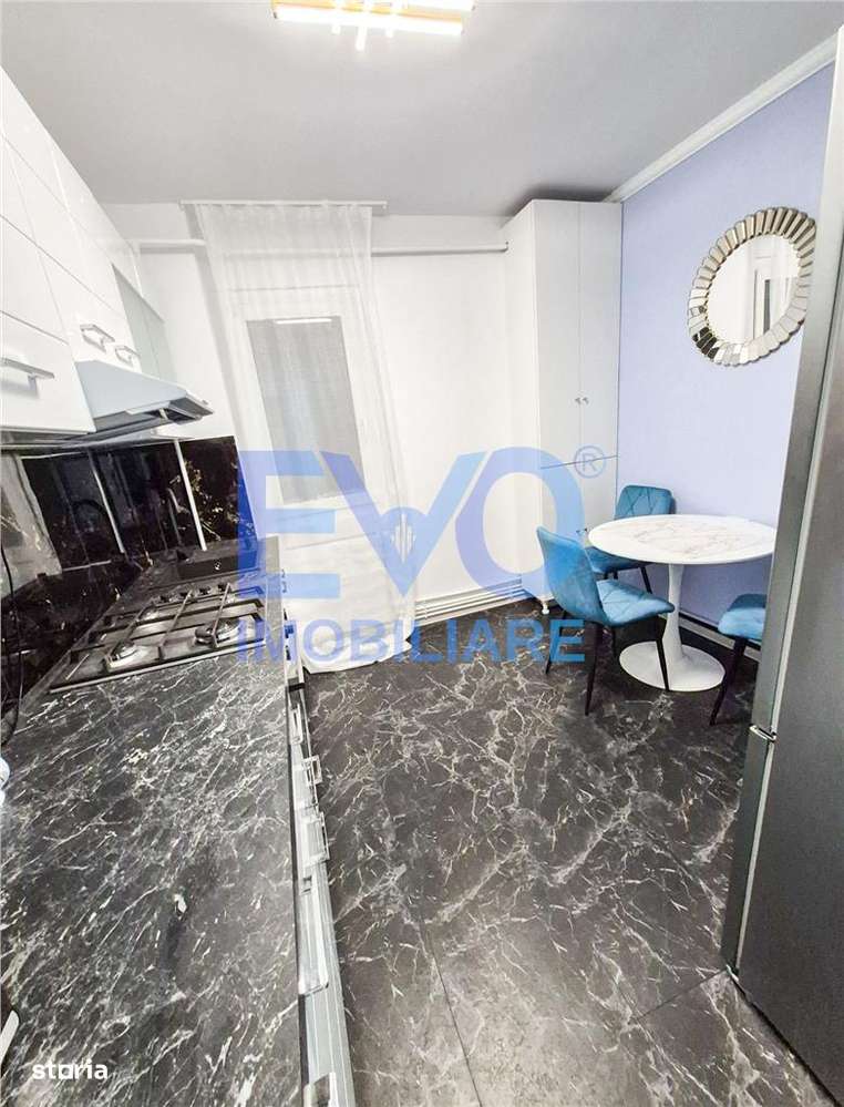 Apartament cu 2 camere, prima inchiriere, etajul 2, zona Podu Ros - Imagine principală: 5/8