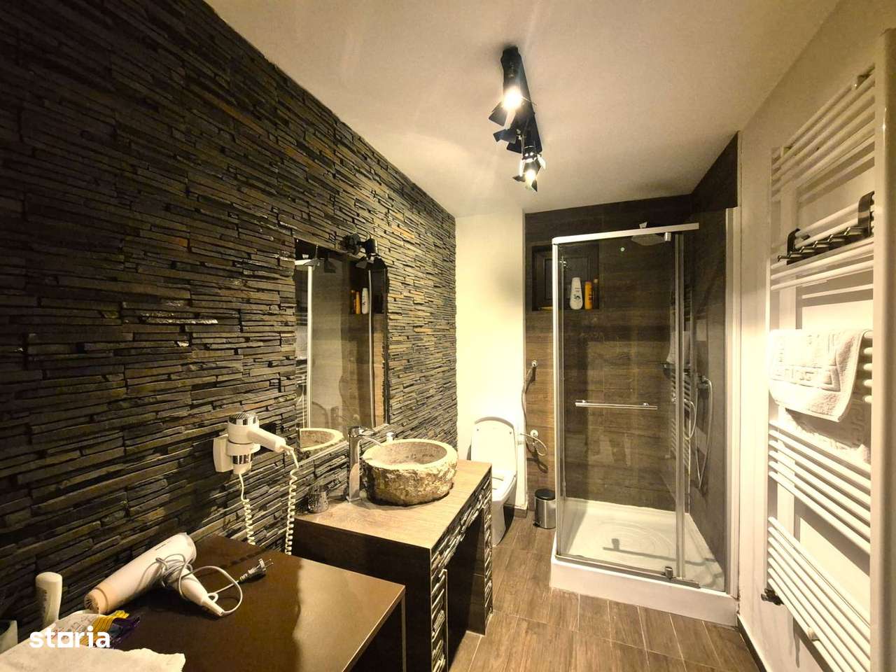 Comision 0. Apartament,  cu grădină proprie, pretabil investiție.-11