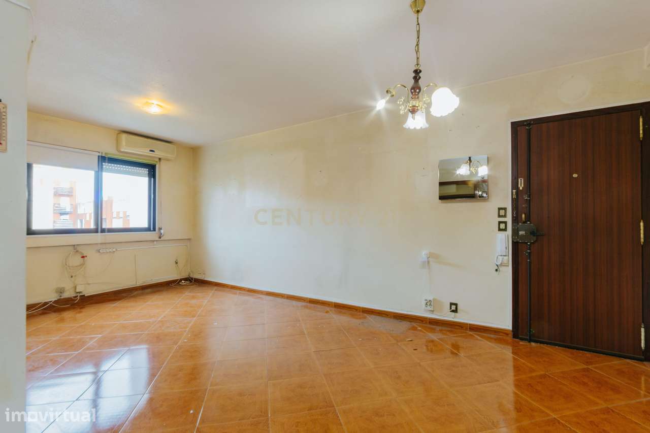 Apartamento T4 à venda no Barreiro-7