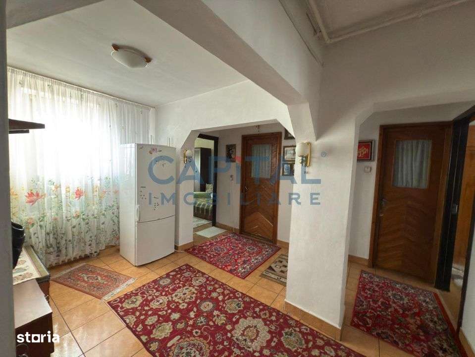 Apartament cu 3 camere decomandate, 21 Decembrie 1989, priveliste pano - Imagine principală: 3/10