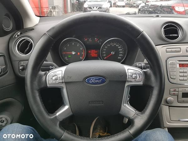 Ford Mondeo 1.6 Ambiente - 11