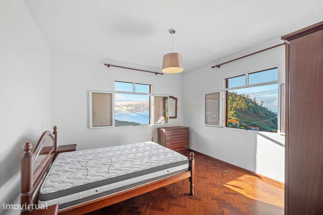 Moradia com Vista para a Montanha - Campanário - Ribeira Brava-10