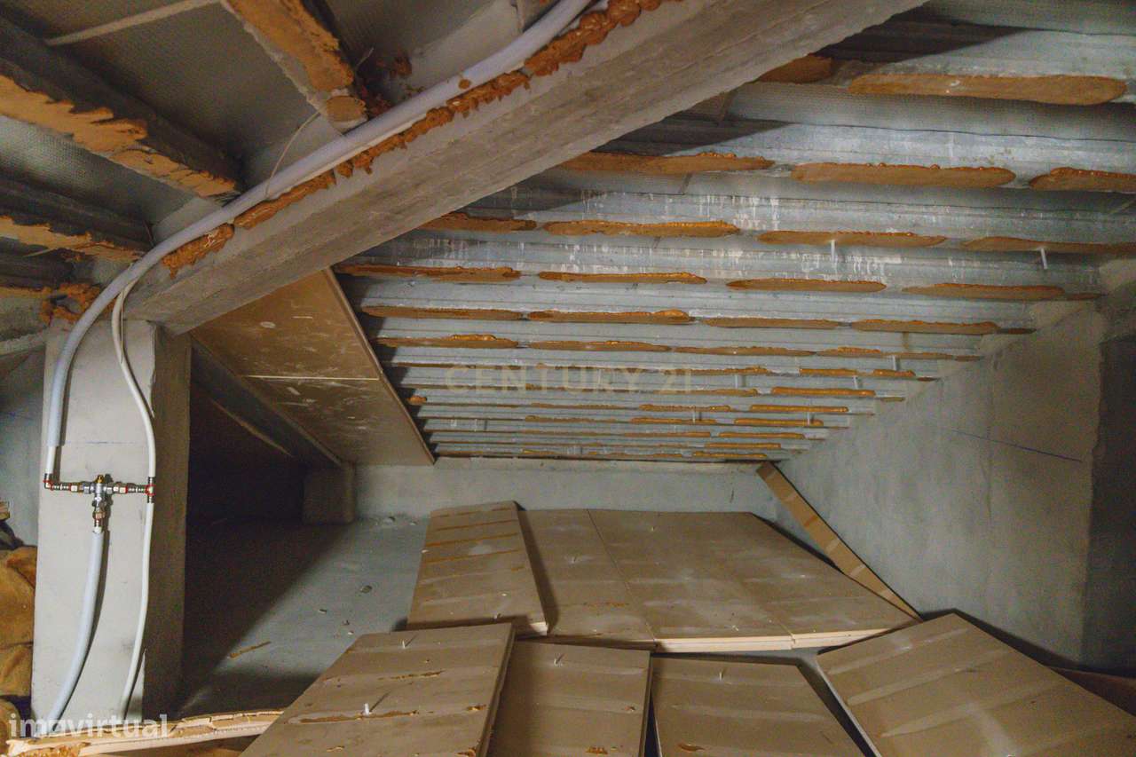 Moradia Térrea T4+1-54