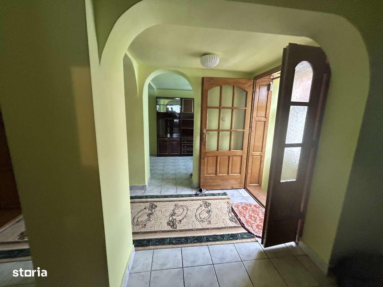 Vand casa mare caramida(2 corpuri cladire)renovat in Livada, st.850 mp-4