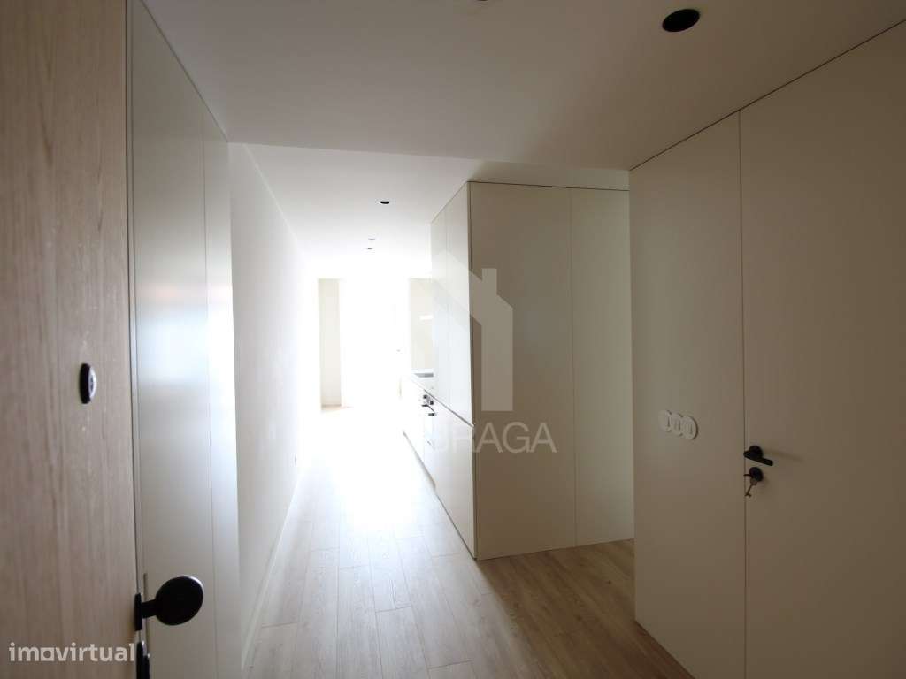 Arrendamento T0+1 Novo - Centro da Cidade - Grande imagem: 4/21