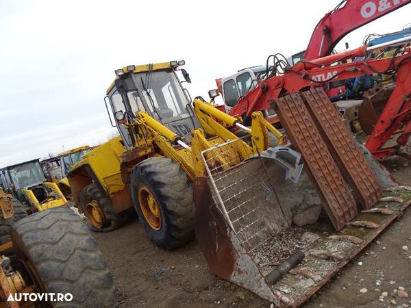 Incarcator frontal JCB 435, se Dezmembreaza - 2