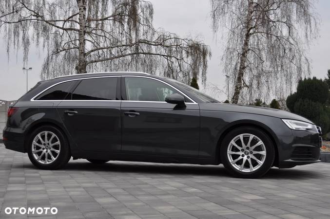 Audi A4 2.0 TDI Design S tronic - 19