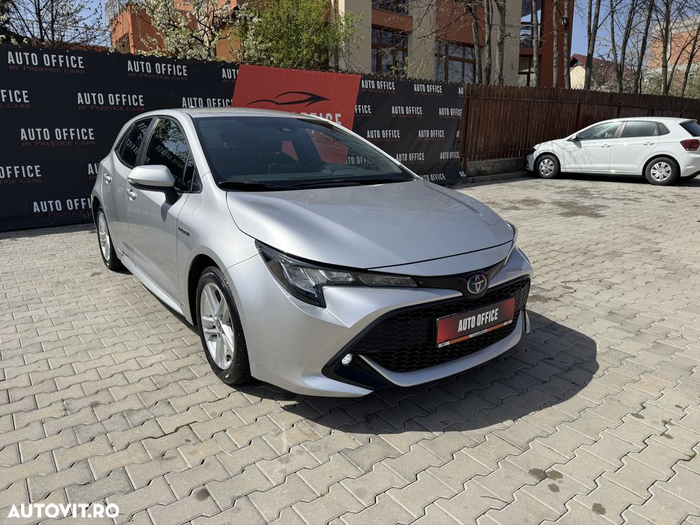 toyota corolla   1 8 hsd dynamic